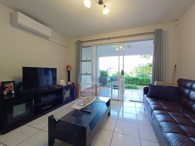 2 bedroom apartment to rent in Thompsons Bay