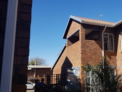 2 Bedroom Sectional Title For Sale in Beyers Park