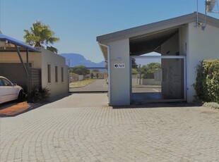 2 Bedroom house to rent in Elfindale, Cape Town