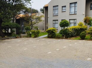 3 Bedroom apartment rented in La Montagne, Pretoria