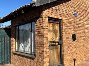 3 Bedroom house to rent in Kwaguqa, Witbank