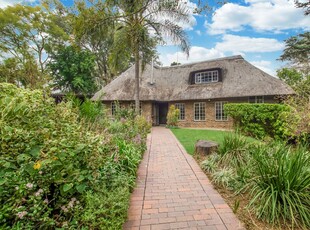 4 Bedroom Freehold For Sale in Bryanston