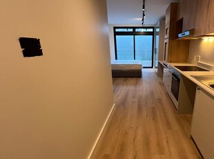 Apartment to rent in Sea Point, Cape Town