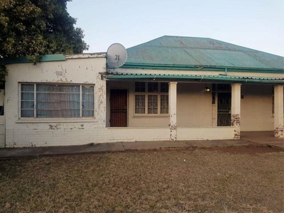 Commercial Property For Sale In Theunissen, Free State
