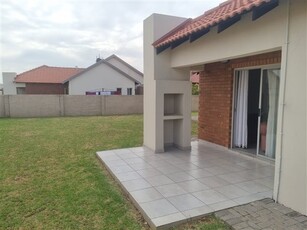 3 Bed Simplex in Waterkloof