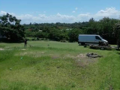 1525 m² Land available in Mandini