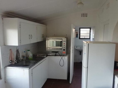 3 bedroom, Amanzimtoti KwaZulu Natal N/A