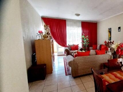 Apartment For Sale In Benoni Central, Benoni