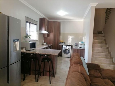 Apartment For Sale In Doornpoort, Pretoria