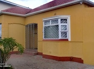 4 Bedroom House for Sale in Townsend Estate R 2 200 000