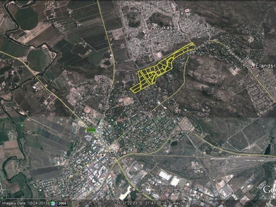 32 ha Land available in Oukasie