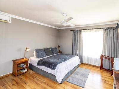 4 bedroom, East London Eastern Cape N/A