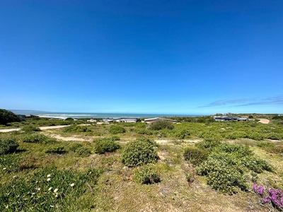 827m² Vacant Land For Sale in Stilbaai Wes