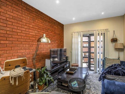 Apartment For Rent In Melrose North, Johannesburg