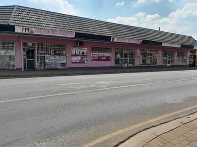 Commercial Property For Sale In Geduld, Springs