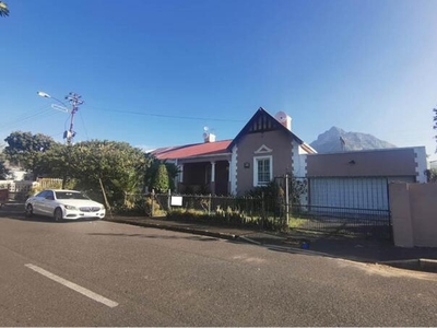 Commercial Property For Sale In Mowbray, Cape Town
