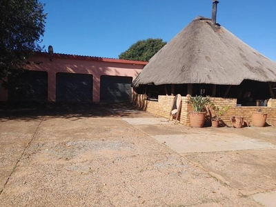 Farm For Sale In Dwarskloof, Randfontein