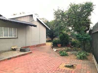 House For Rent In Glen Marais, Kempton Park