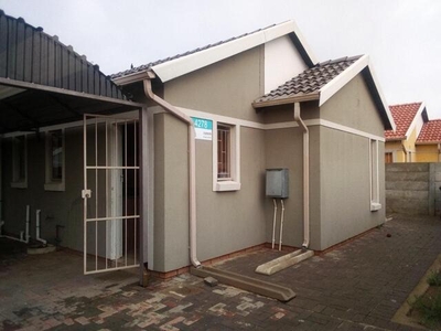 House For Rent In Leopard's Rest Security Estate, Alberton