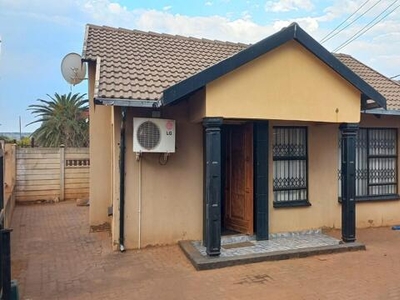 House For Sale In Boitekong Ext 10, Rustenburg