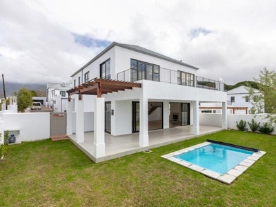 House For Sale In Constantia, Cape Town