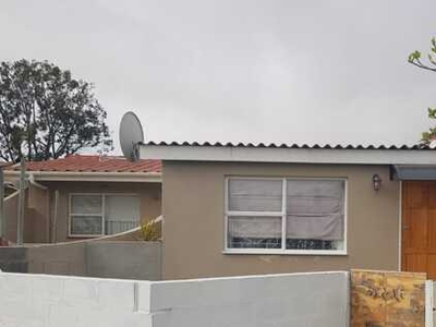 House For Sale In Kleinsee, Northern Cape