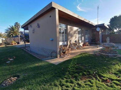 House For Sale In Klerksdorp Central, Klerksdorp