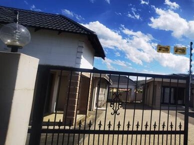 House For Sale In Mpophomeni, Howick