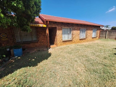 House For Sale In Philip Nel Park, Pretoria
