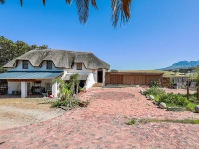 House For Sale In Somerset West Rural, Somerset West