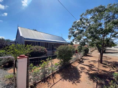 House For Sale In Steytlerville, Eastern Cape
