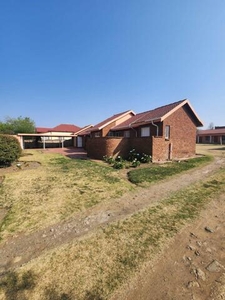 House For Sale In Volksrust, Mpumalanga
