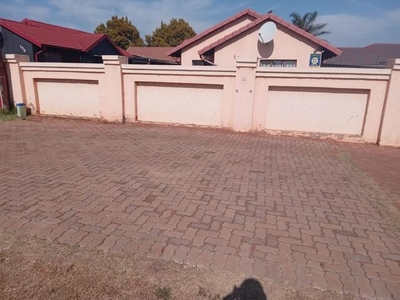 House For Sale In Vosloorus, Boksburg