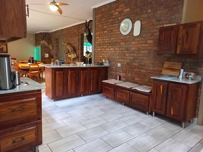 House For Sale In West Acres, Nelspruit