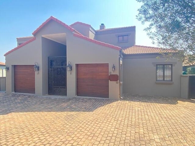 House For Sale In Xanadu Eco Park, Hartbeespoort