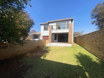 Townhouse For Rent In Northgate, Randburg