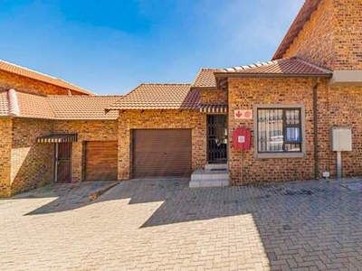 Townhouse For Sale In Alberton Central, Alberton