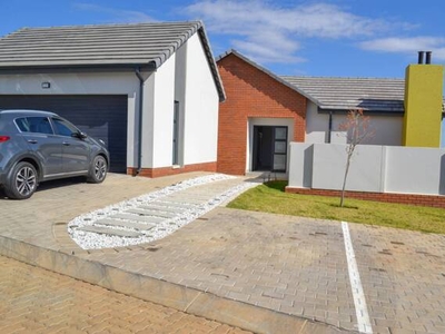 Townhouse For Sale In Amberfield Valley, Centurion