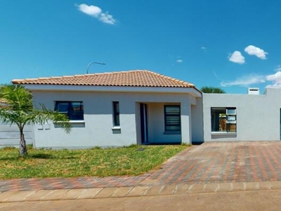 Townhouse For Sale In Blydeville, Upington