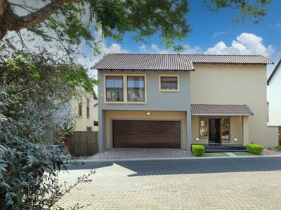 Townhouse For Sale In Dainfern, Sandton