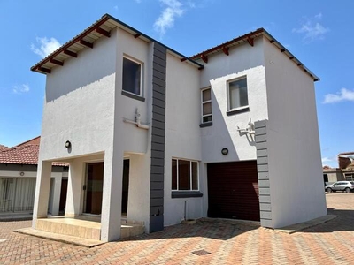 Townhouse For Sale In Waterberry Country Estate, Polokwane