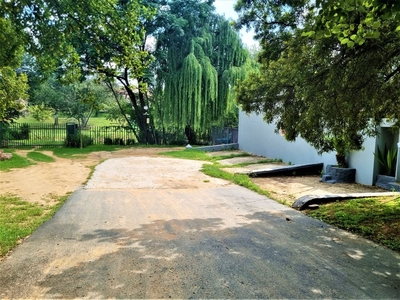 1 Bedroom House To Let in Johannesburg North