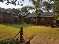 4 Bedroom House For Sale in Wingate Park