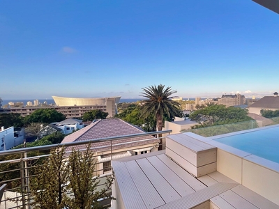 2 Bedroom Apartment / flat for sale in Green Point