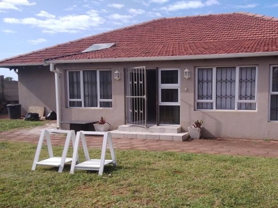 2 Bedroom house to rent in Bluff, Durban