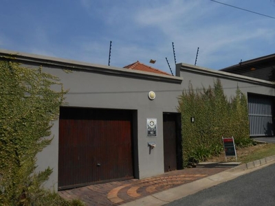 3 Bedroom house for sale in Orange Grove, Johannesburg