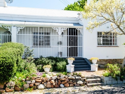 3 Bedroom house sold in Wynberg Upper, Cape Town