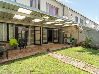 3 Bedroom Townhouse For Sale in Musgrave