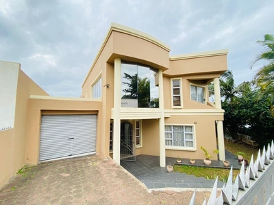 4 Bedroom House For Sale in Isipingo Hills