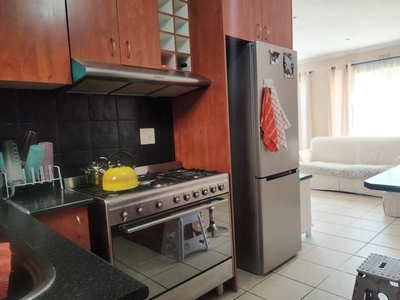 BRAAI LOVERS - EXELLENT BUY - SPACIOUS - LOW MAINTENANCE - NEAR ALL ROUTES